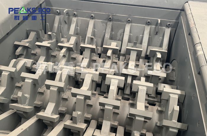 移动式双轴同步破碎机S750 移动式双轴同步破碎机S750